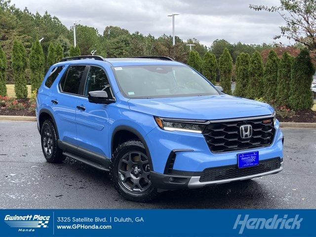 used 2025 Honda Pilot car, priced at $46,888