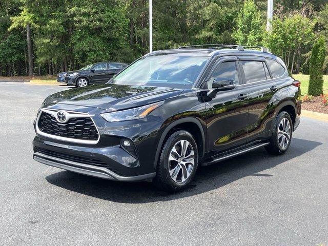 used 2023 Toyota Highlander car, priced at $38,359