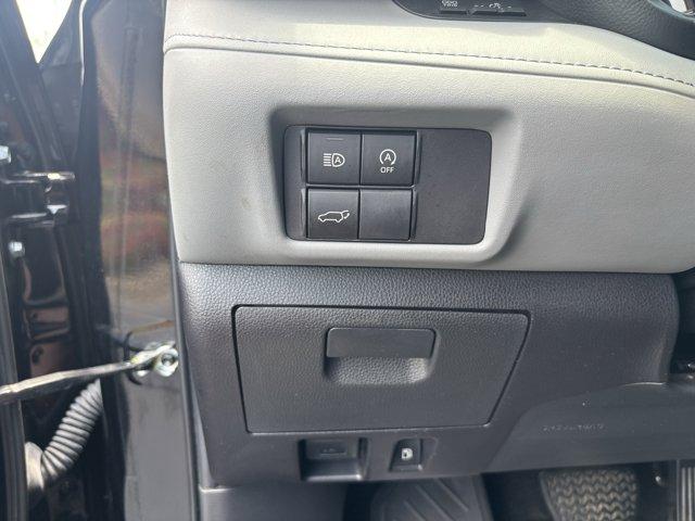 used 2023 Toyota Highlander car, priced at $36,488