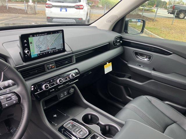 new 2025 Honda Pilot car, priced at $51,039