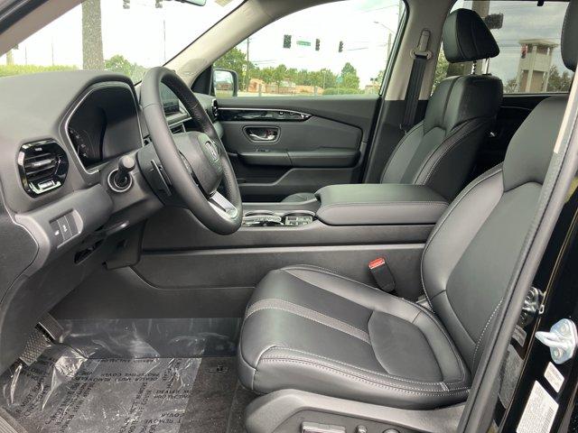 new 2025 Honda Pilot car, priced at $51,039