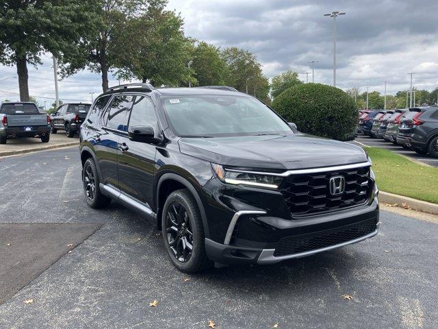 new 2025 Honda Pilot car, priced at $51,039