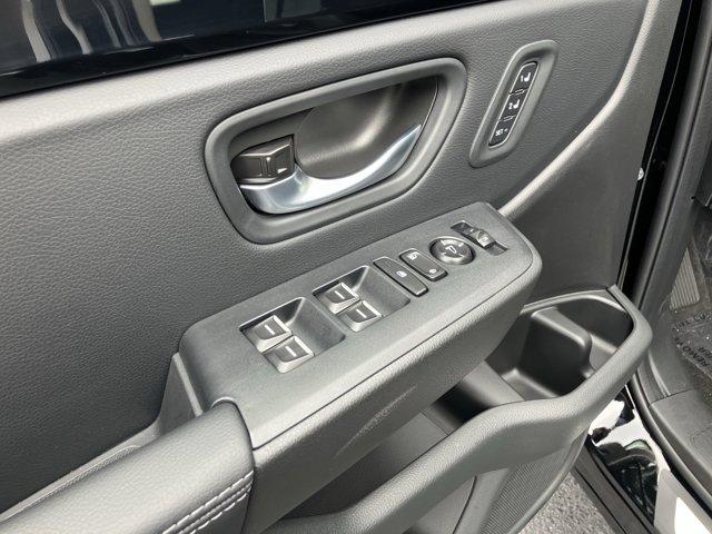 new 2025 Honda Pilot car, priced at $51,039