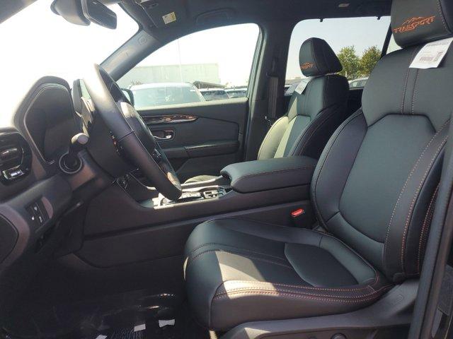 new 2025 Honda Pilot car, priced at $51,155
