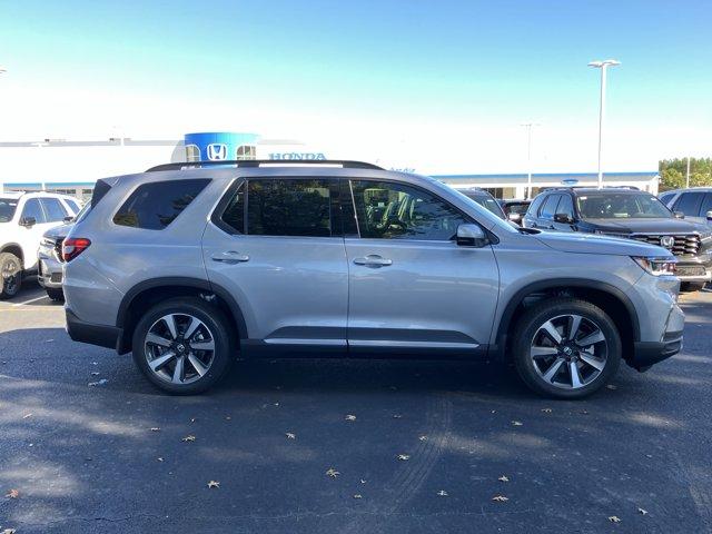 new 2025 Honda Pilot car, priced at $48,540