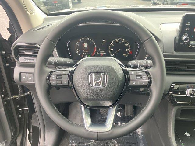 new 2025 Honda Pilot car, priced at $49,158