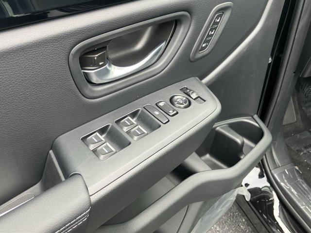 new 2025 Honda Pilot car, priced at $49,158