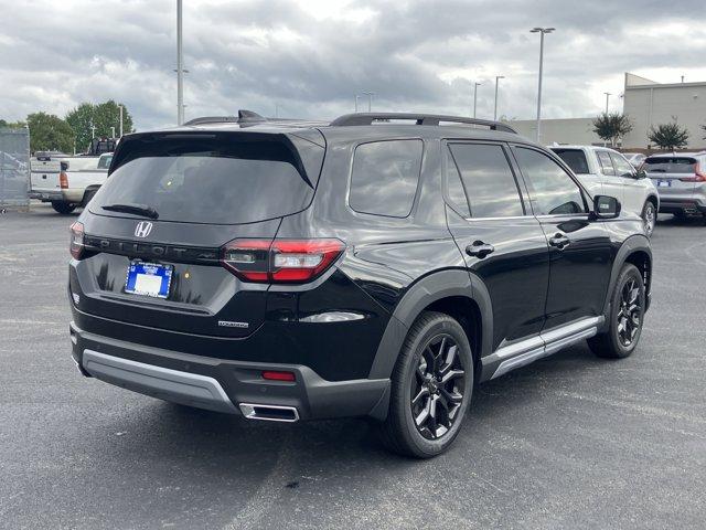 new 2025 Honda Pilot car, priced at $49,158