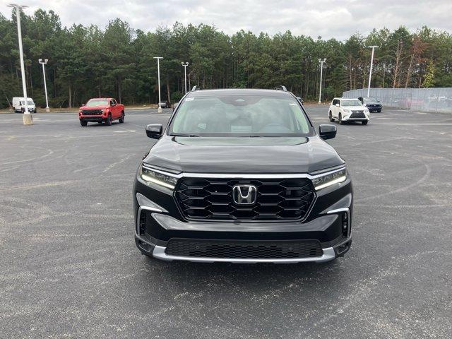 new 2025 Honda Pilot car, priced at $49,158