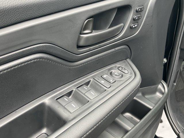 new 2026 Honda Odyssey car, priced at $42,422