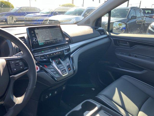 new 2025 Honda Odyssey car, priced at $45,942