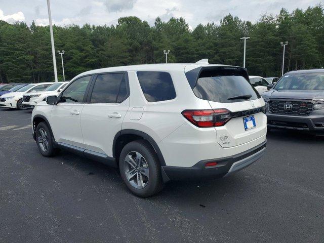 new 2025 Honda Pilot car, priced at $43,135