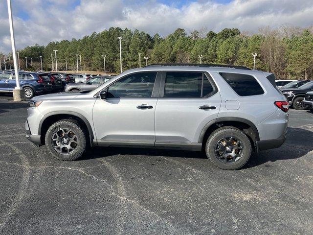 new 2025 Honda Pilot car, priced at $51,580