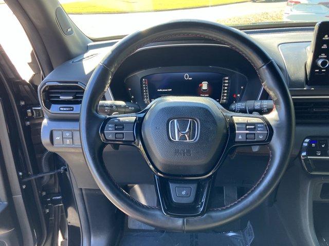 used 2025 Honda Pilot car, priced at $49,359