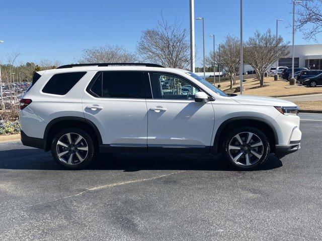 used 2025 Honda Pilot car, priced at $49,959