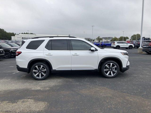 new 2025 Honda Pilot car, priced at $50,450