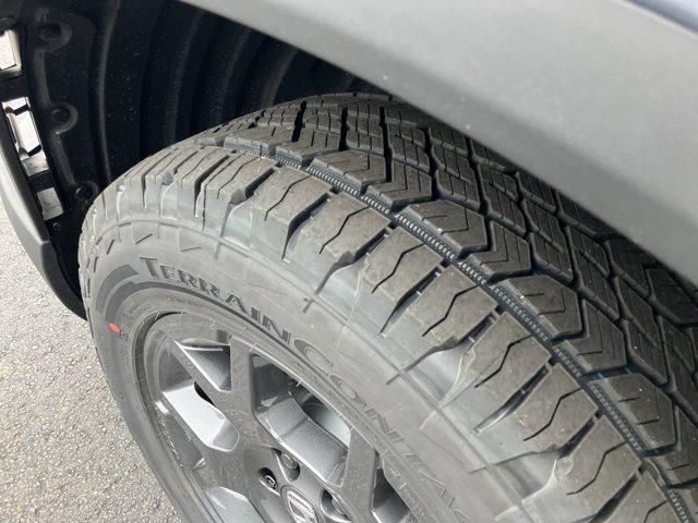 new 2025 Honda Pilot car, priced at $49,072