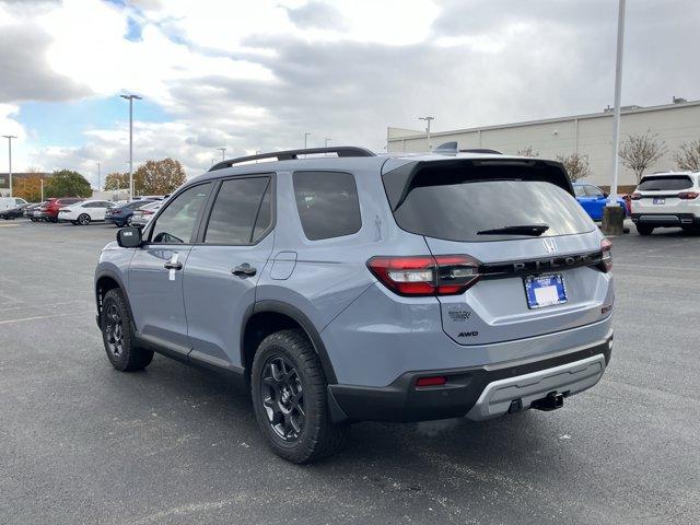 new 2025 Honda Pilot car, priced at $49,072