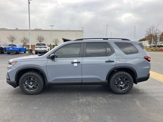 new 2025 Honda Pilot car, priced at $49,072