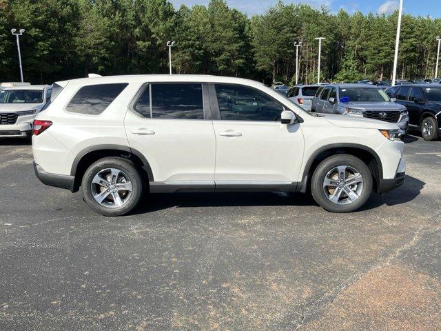 new 2025 Honda Pilot car, priced at $43,350