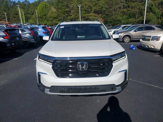 new 2025 Honda Pilot car, priced at $50,150