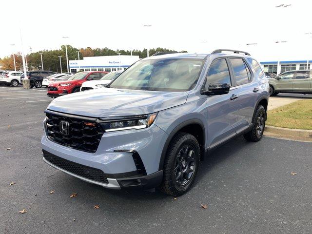 new 2025 Honda Pilot car, priced at $48,782
