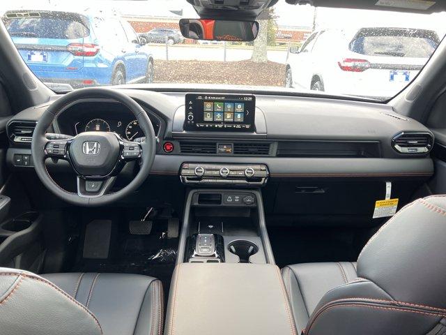 new 2025 Honda Pilot car, priced at $48,782