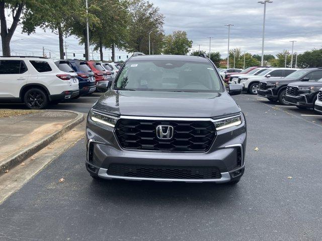new 2025 Honda Pilot car, priced at $46,545