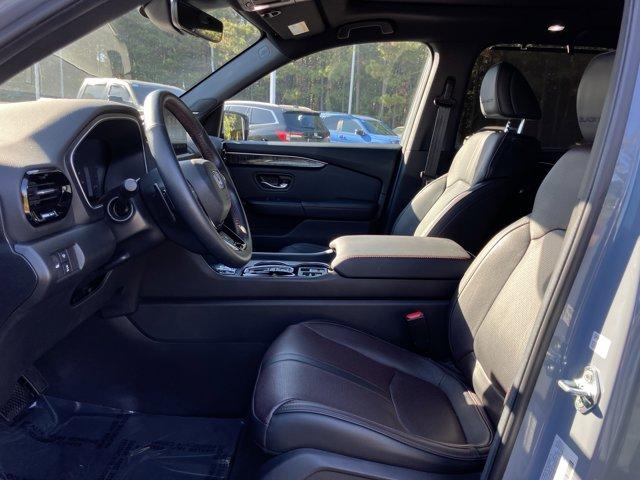 used 2025 Honda Pilot car, priced at $50,888