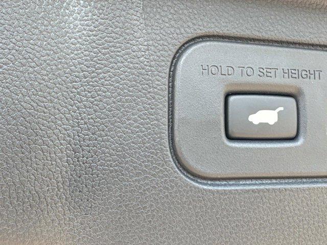new 2025 Honda Pilot car, priced at $51,804