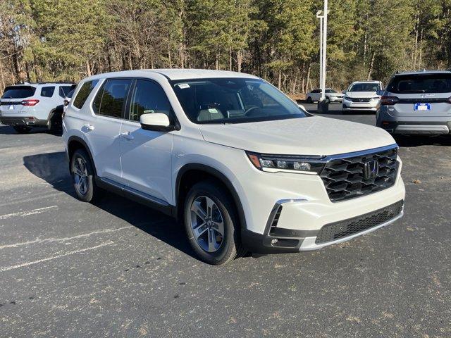 new 2025 Honda Pilot car, priced at $45,505