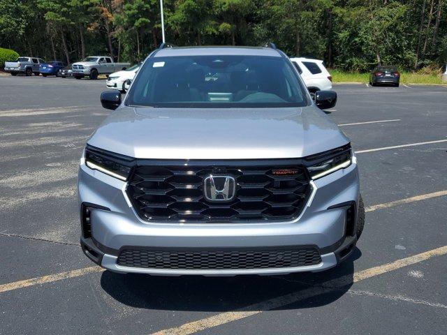 new 2025 Honda Pilot car, priced at $50,495