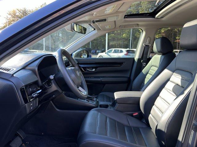 used 2025 Honda CR-V car, priced at $35,995