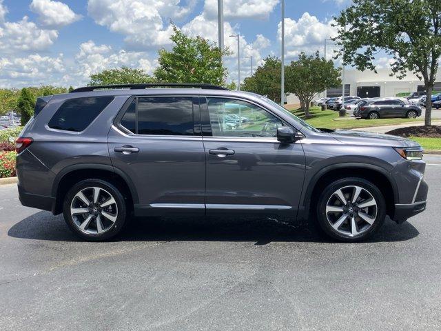 used 2023 Honda Pilot car, priced at $45,959