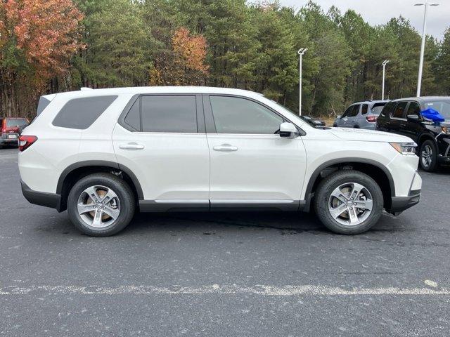 new 2025 Honda Pilot car, priced at $43,350