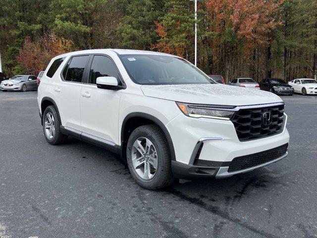 new 2025 Honda Pilot car, priced at $43,350