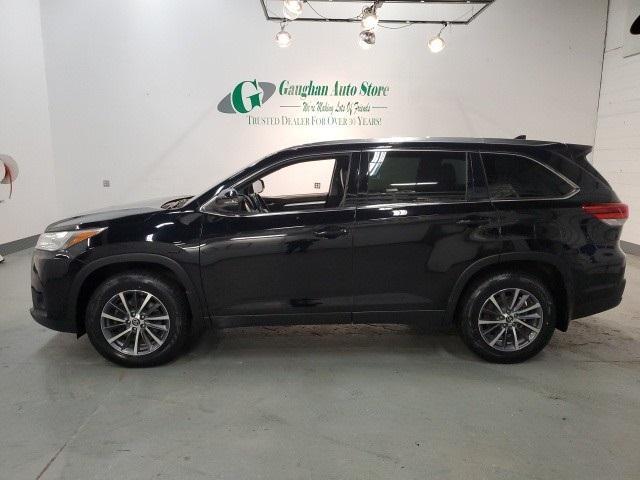 used 2019 Toyota Highlander car, priced at $26,998