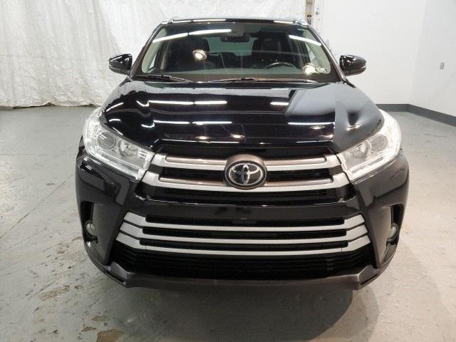 used 2019 Toyota Highlander car, priced at $26,998