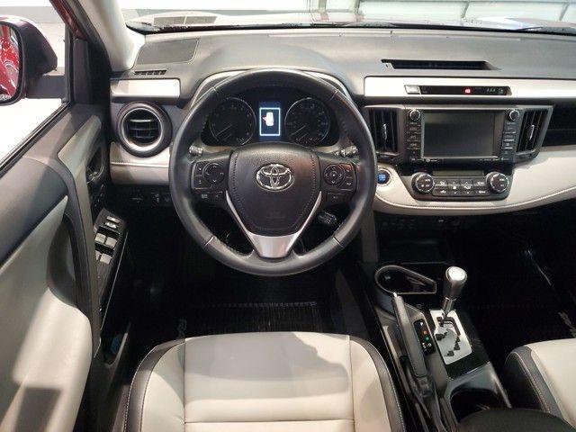 used 2018 Toyota RAV4 car