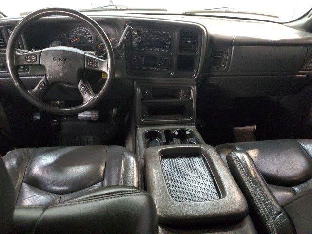 used 2005 GMC Sierra 2500 car, priced at $17,998