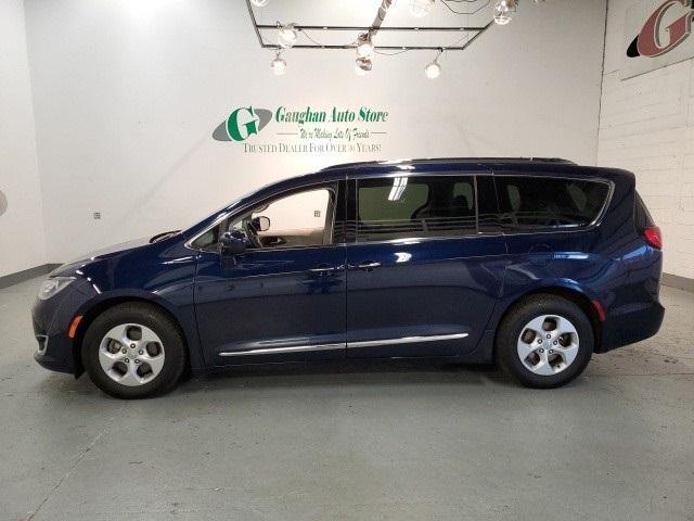 used 2017 Chrysler Pacifica car, priced at $15,498