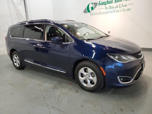 used 2017 Chrysler Pacifica car, priced at $15,498