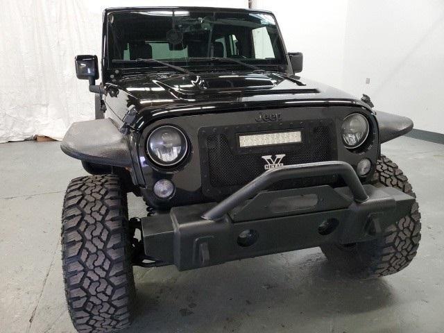 used 2015 Jeep Wrangler Unlimited car, priced at $22,998