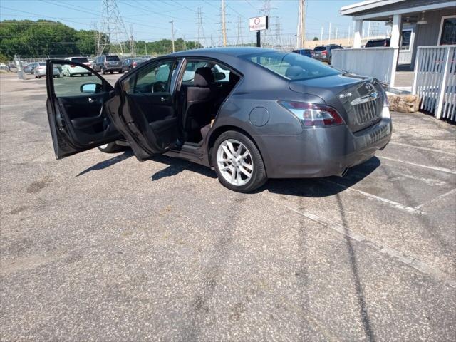 used 2014 Nissan Maxima car, priced at $11,900