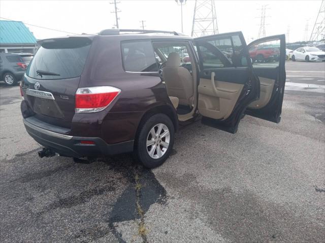 used 2011 Toyota Highlander car, priced at $9,900