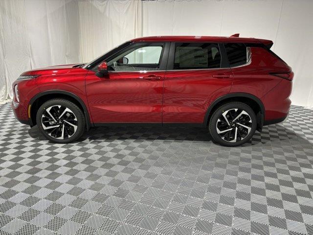 new 2024 Mitsubishi Outlander car, priced at $30,500