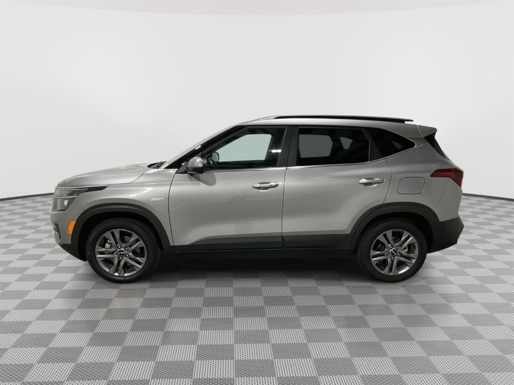used 2023 Kia Seltos car, priced at $21,900
