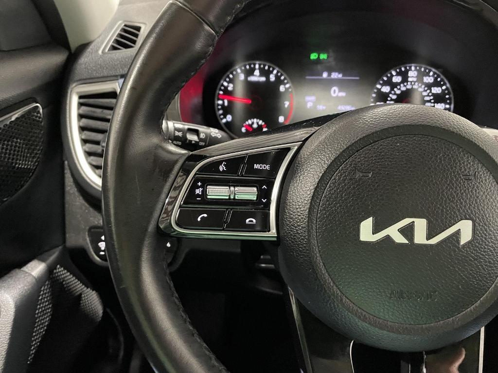 used 2023 Kia Seltos car, priced at $21,900