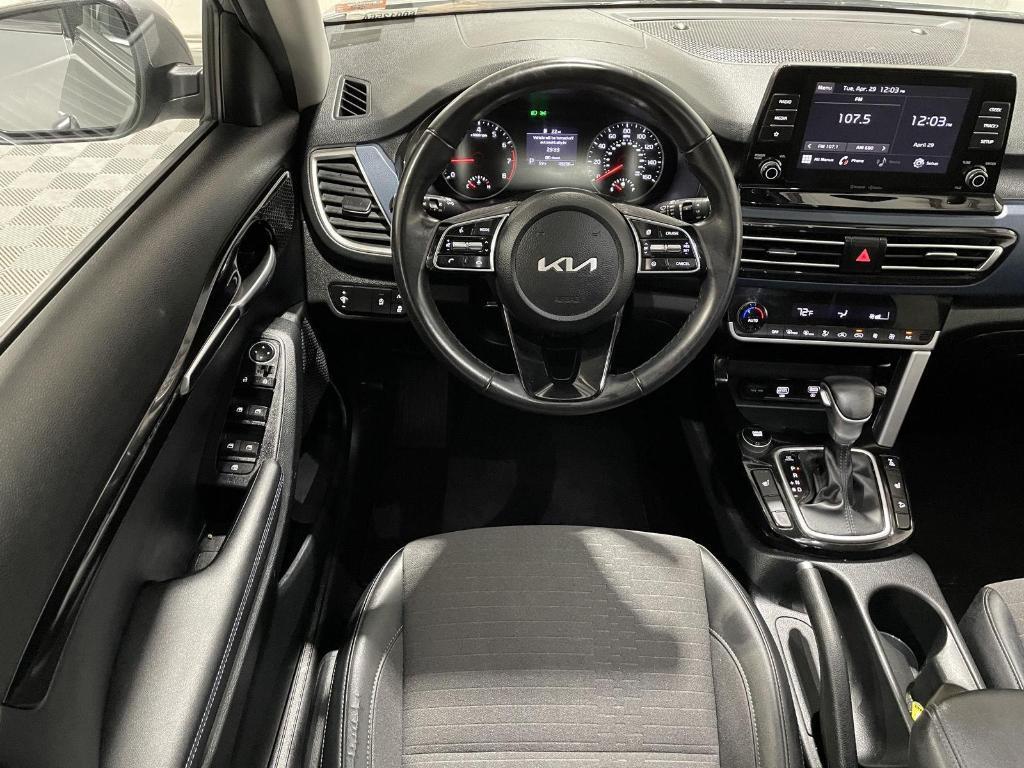 used 2023 Kia Seltos car, priced at $21,900
