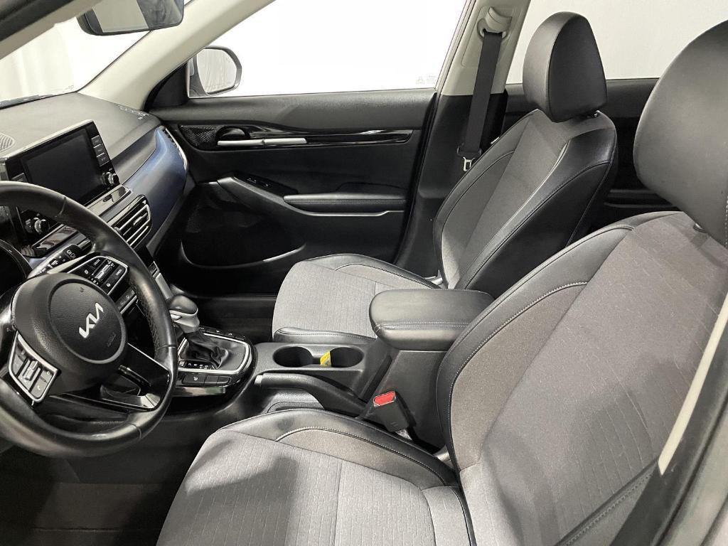 used 2023 Kia Seltos car, priced at $21,900